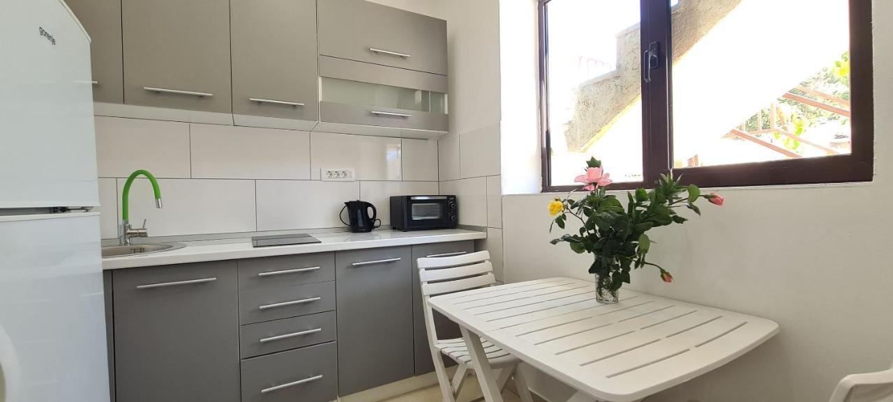 Apartments Ana I Ante 米欧纳 外观 照片